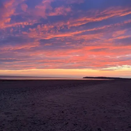 Independante Dans Le Cotentin * Portbail